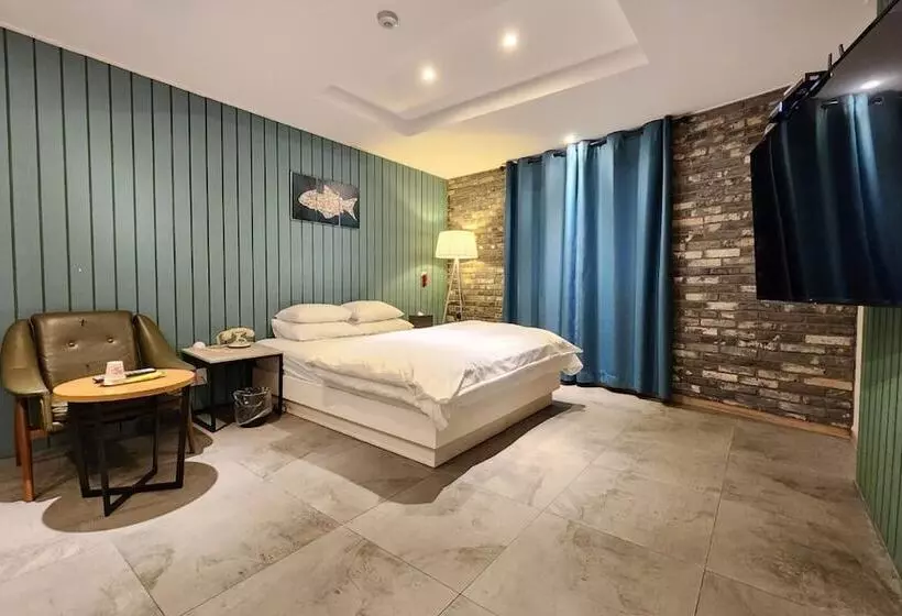 Suwon Hotel Lowa