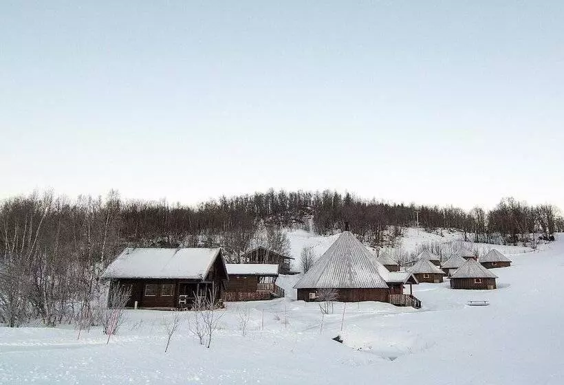 Vestvatn   Arctic Cabins