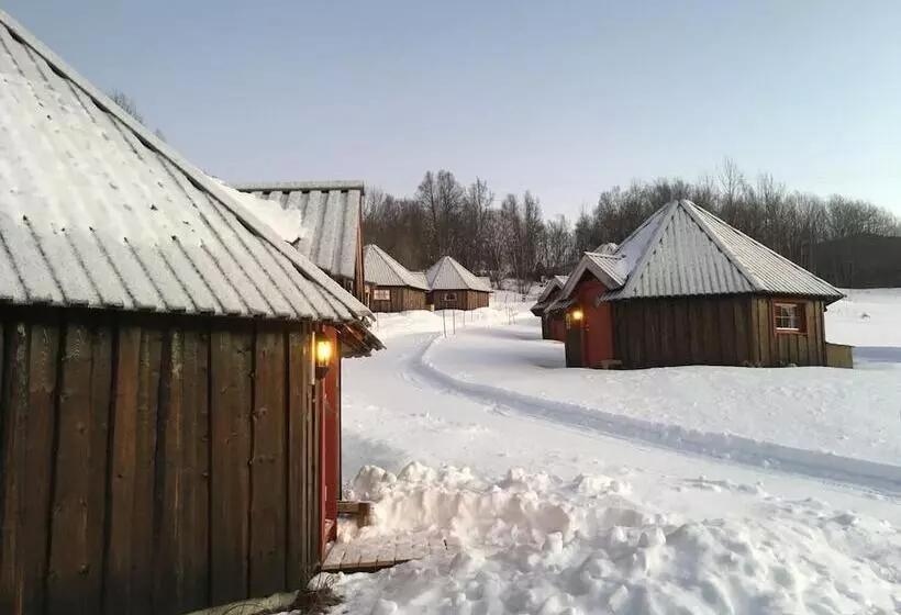 Vestvatn   Arctic Cabins
