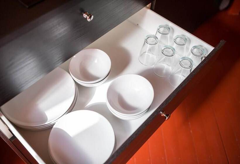 Vestvatn   Arctic Cabins