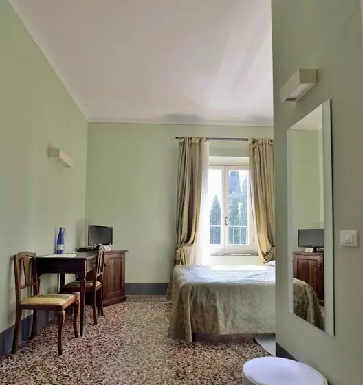 Villa Miralunga B&b