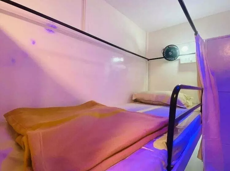 ユースホステル Golden Star Dormitory