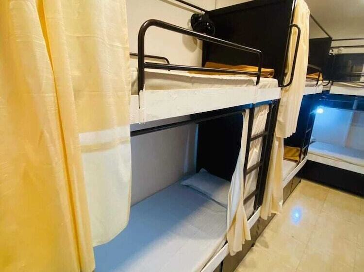 Schronisko Golden Star Dormitory