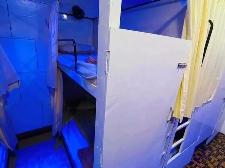 ユースホステル Golden Star Dormitory