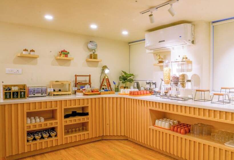 Bloom Hotel   Magarpatta