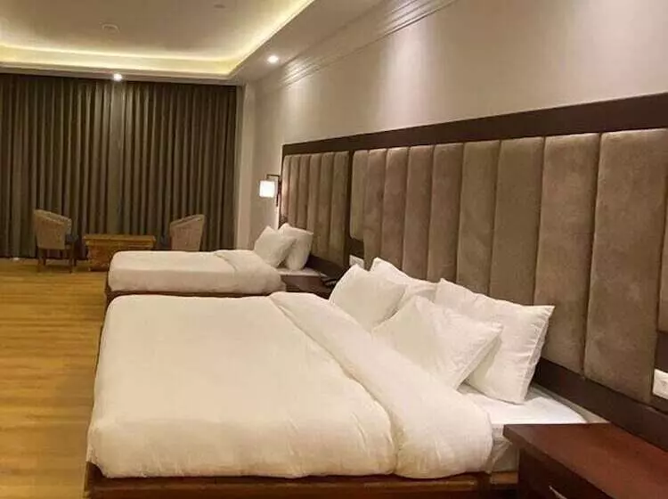 Hotelli Fox Guest House Ladakh By Lexstays