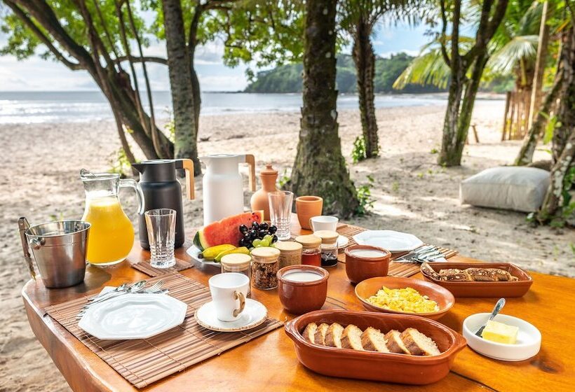 בית מלון כפרי Colibri Beach Villas