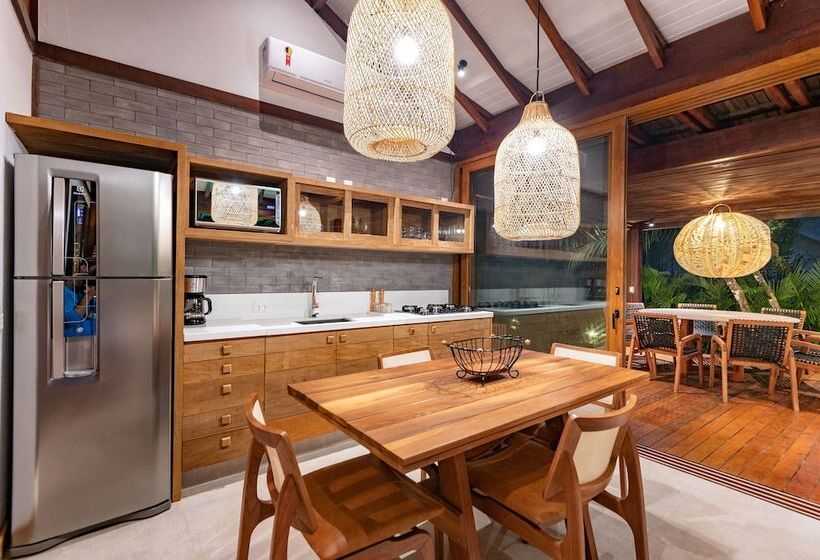 בית מלון כפרי Colibri Beach Villas