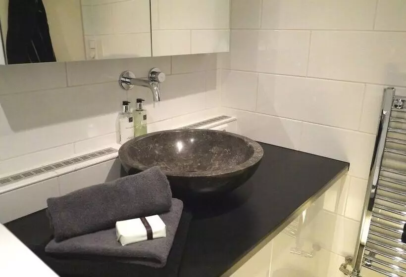 Hotelli Houseboat Prinsheerlijk