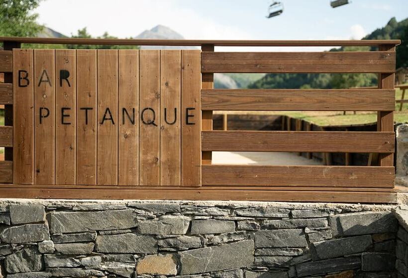 هتل Les Cèdres Hôtel Restaurant Spa