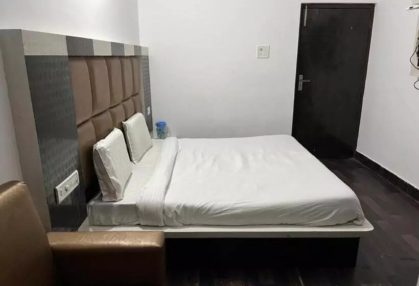 Hotelli Daya Paradise, Katra