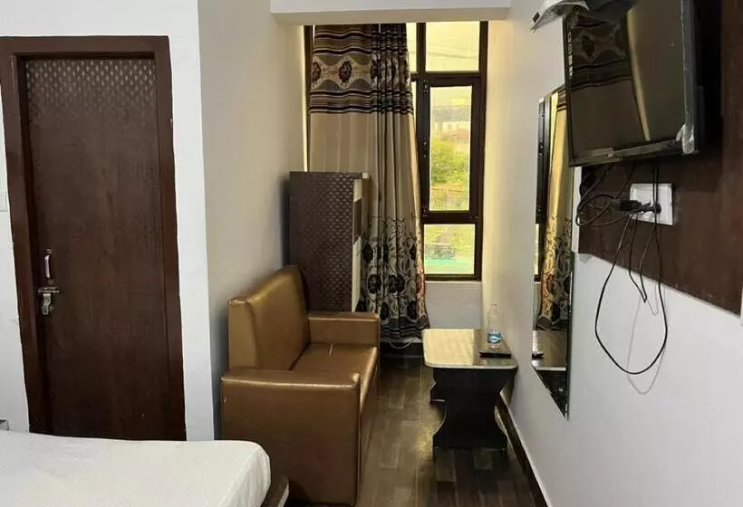 Hotelli Daya Paradise, Katra