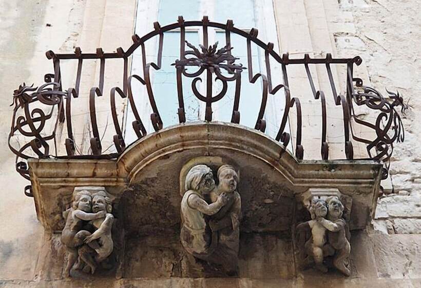 בית מלון כפרי Roccaseta Dimore Siciliane