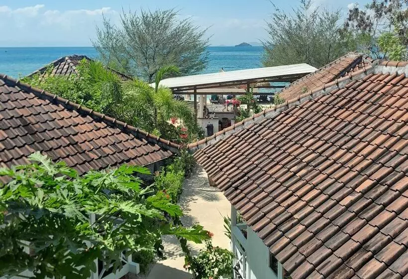 ホテル The High Dive Gili Gede