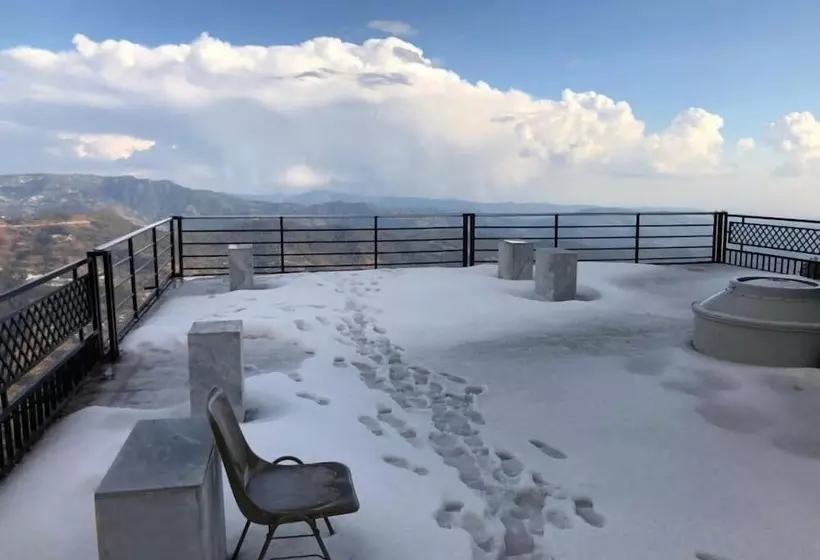 Reina Boutique Hotel   Murree