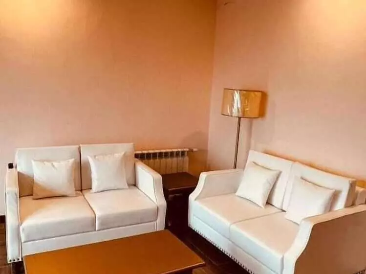 Reina Boutique Hotel   Murree