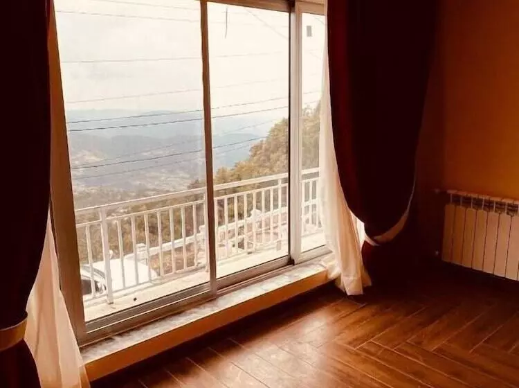 Reina Boutique Hotel   Murree