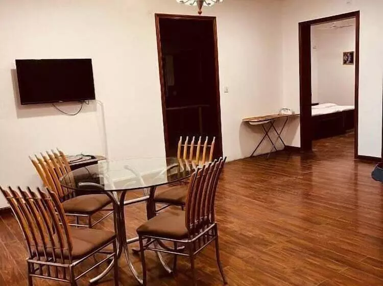 Reina Boutique Hotel   Murree
