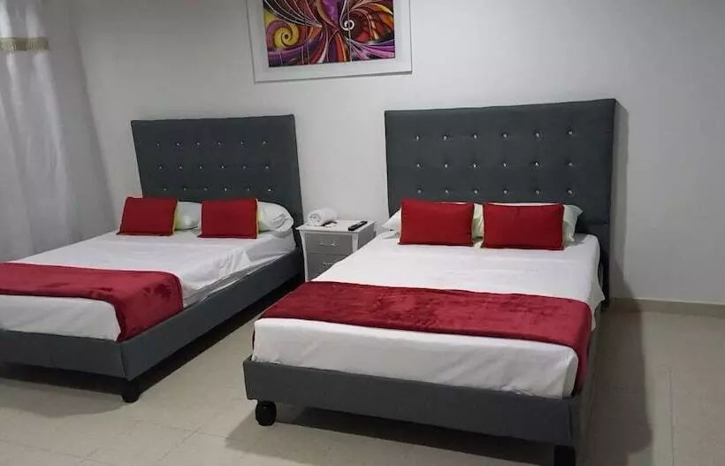 ホテル Ayenda La 44 Norte