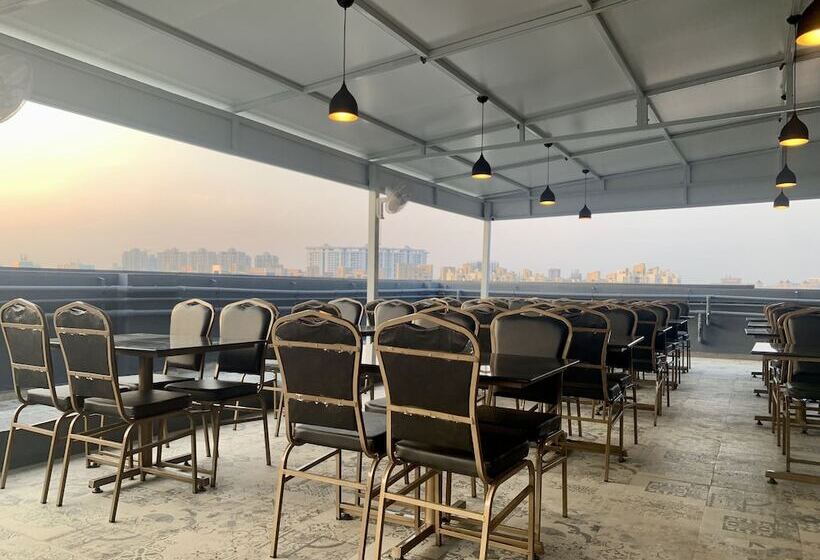 Szálloda Magnus Fortune House, Business