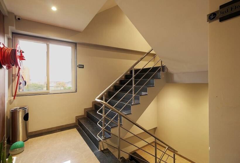 Szálloda Magnus Fortune House, Business