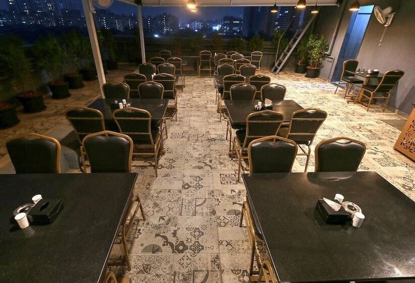 Szálloda Magnus Fortune House, Business