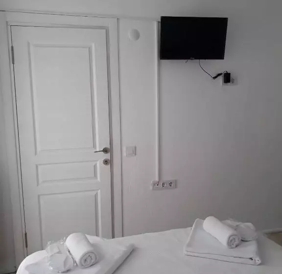 Otel A