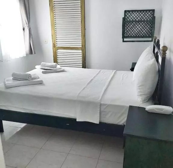 Otel A