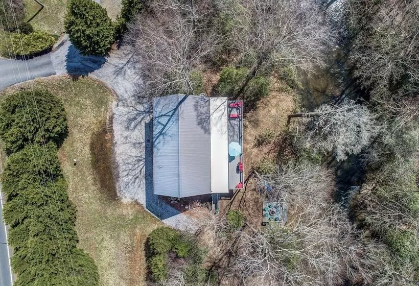 Blairsville River Cabin