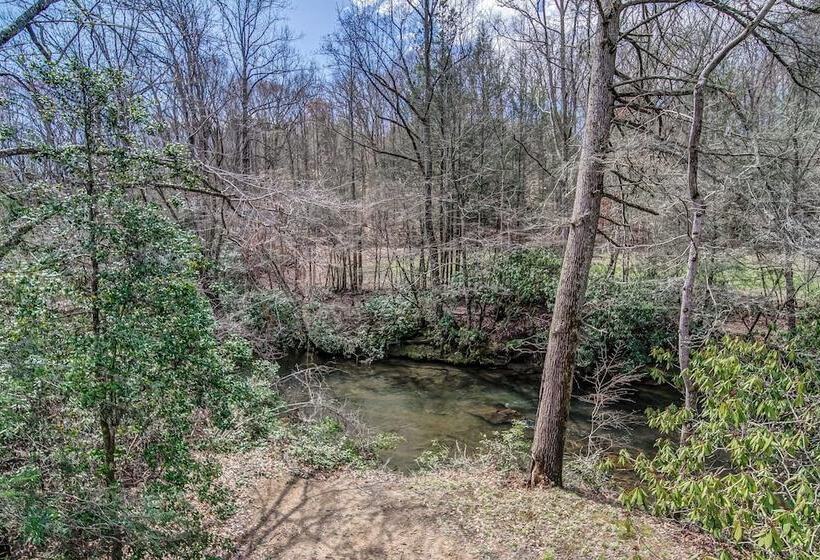 Blairsville River Cabin