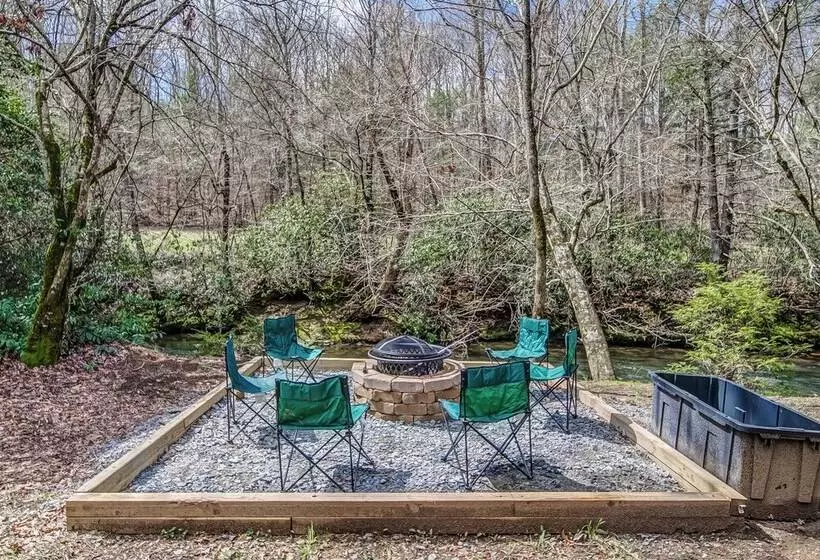 Blairsville River Cabin