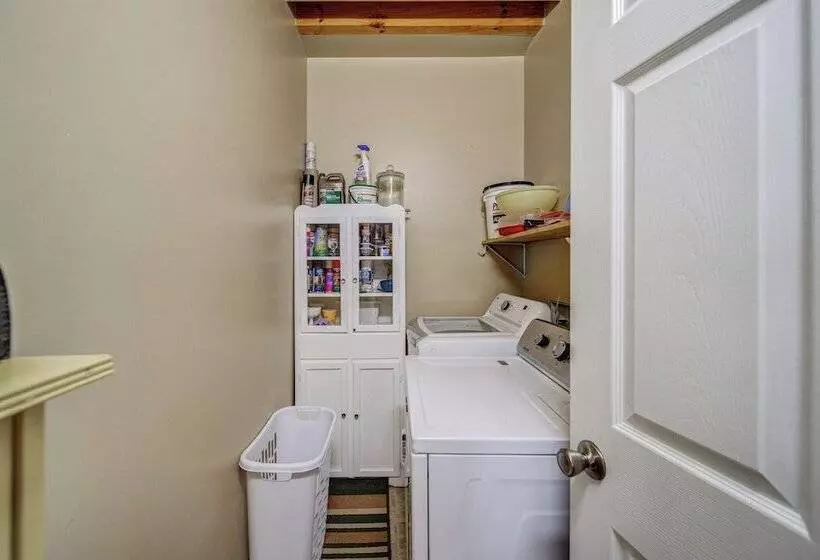 Blairsville River Cabin