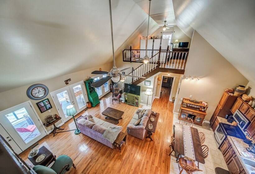 Blairsville River Cabin