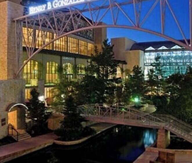 Don T Miss Dynamic 4br/2ba Near Jolly Riverwalk