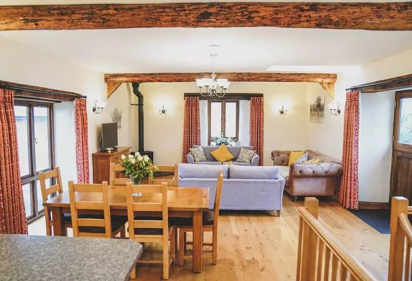 Hawley Farm Self Catering Holiday Accommodation