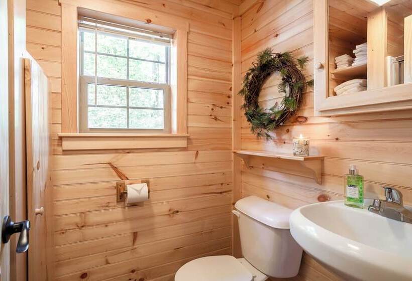 호텔 Pine Haven Campground