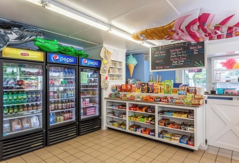 호텔 Pine Haven Campground