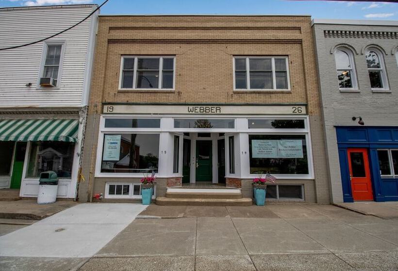 בית מלון כפרי Webber