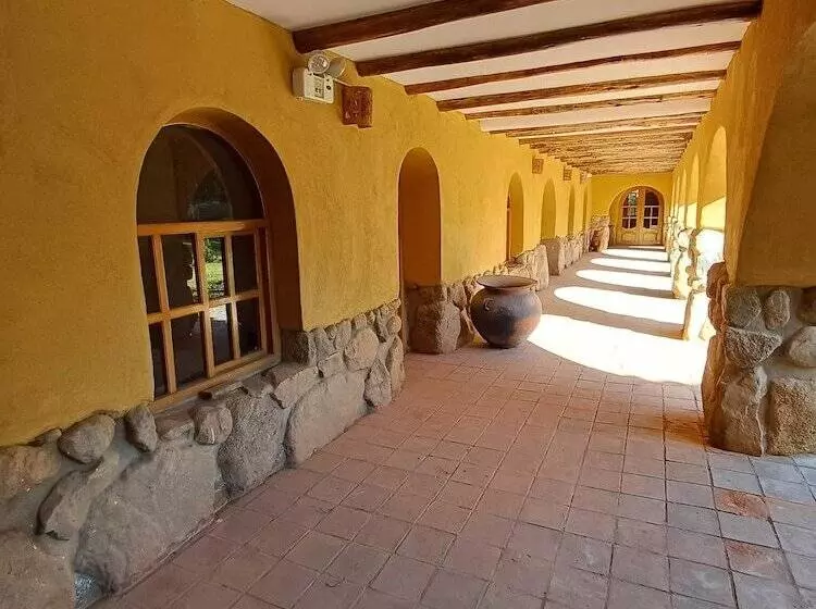 هتل Willka Rumi Lodge