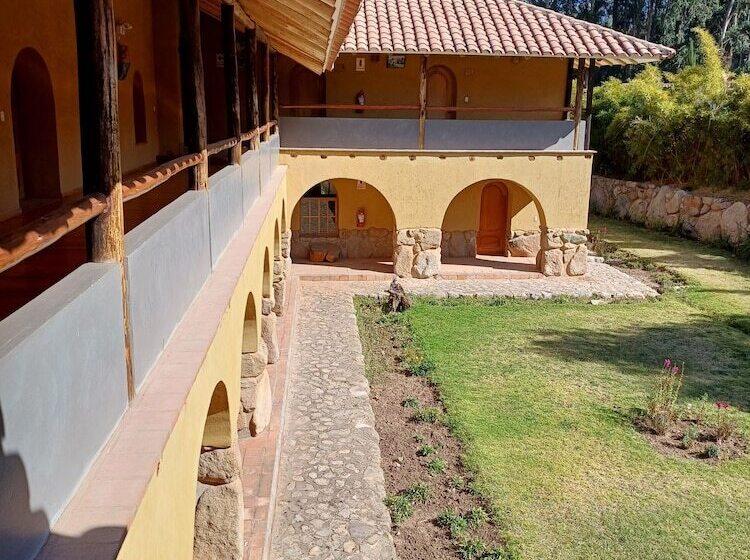 فندق Willka Rumi Lodge