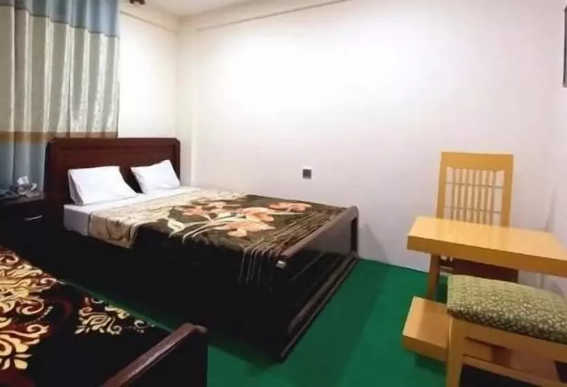 Mulberry Continental Hotel Skardu