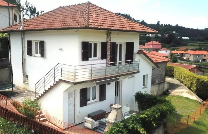 ペンション Casa Outeiro 99 Paredes De Coura