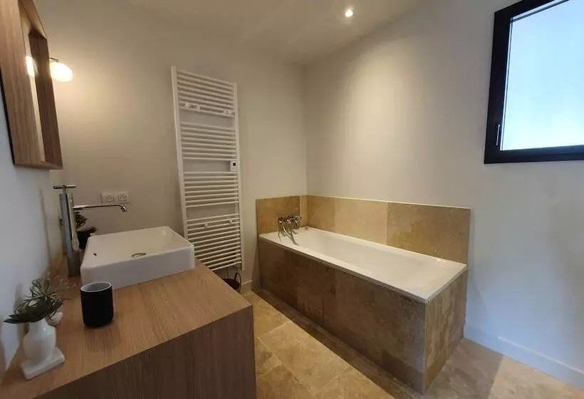 Majatalo L Instant Luberon