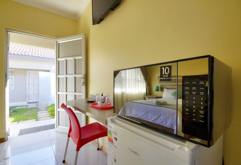 Pension Minilitha Lodge