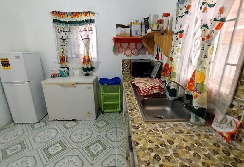 اقامتگاه Beautiful 1 Bedroom, In St Thomas, Jamaica