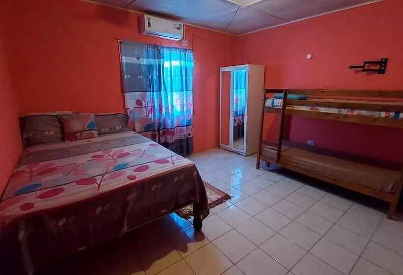 اقامتگاه Beautiful 1 Bedroom, In St Thomas, Jamaica