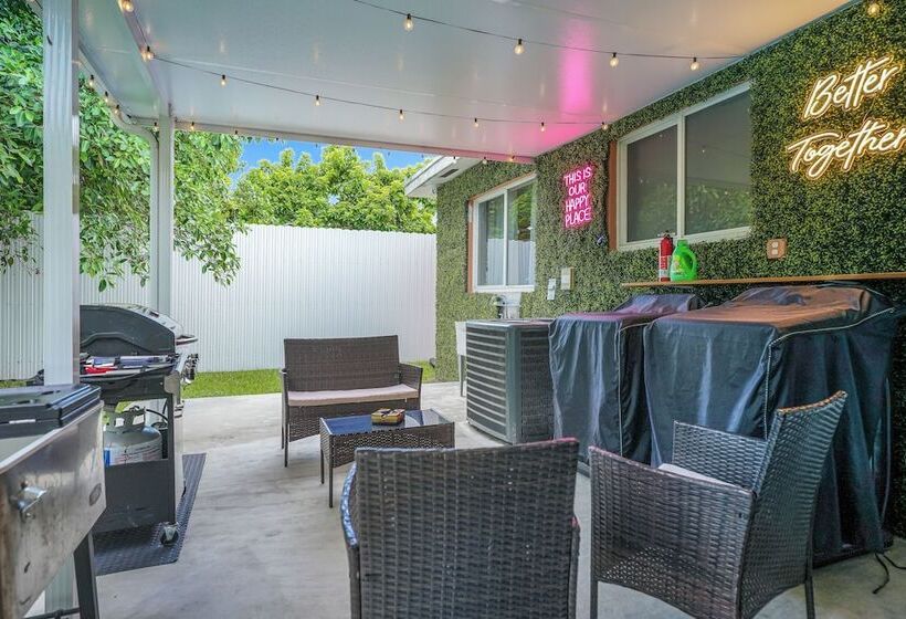 דירת נופש Unique Escape Gameroom! Bar, Bbq, Spacious, And Near Beach