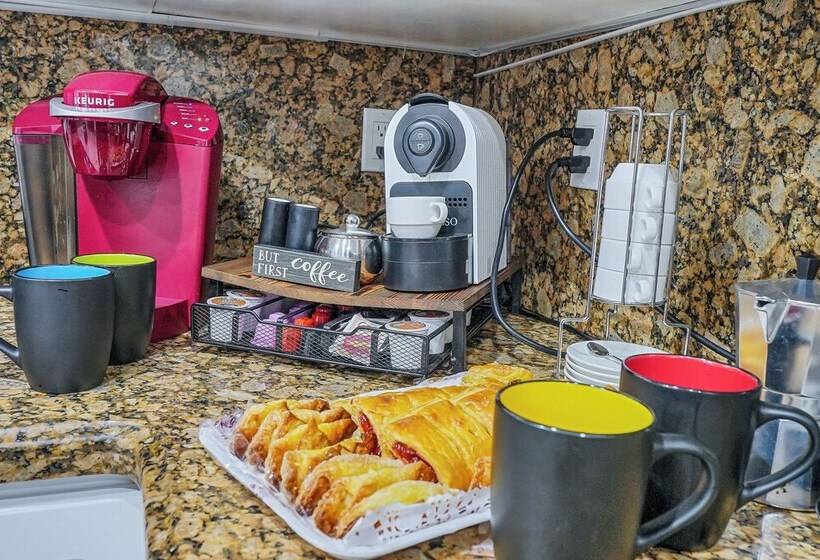 דירת נופש Unique Escape Gameroom! Bar, Bbq, Spacious, And Near Beach