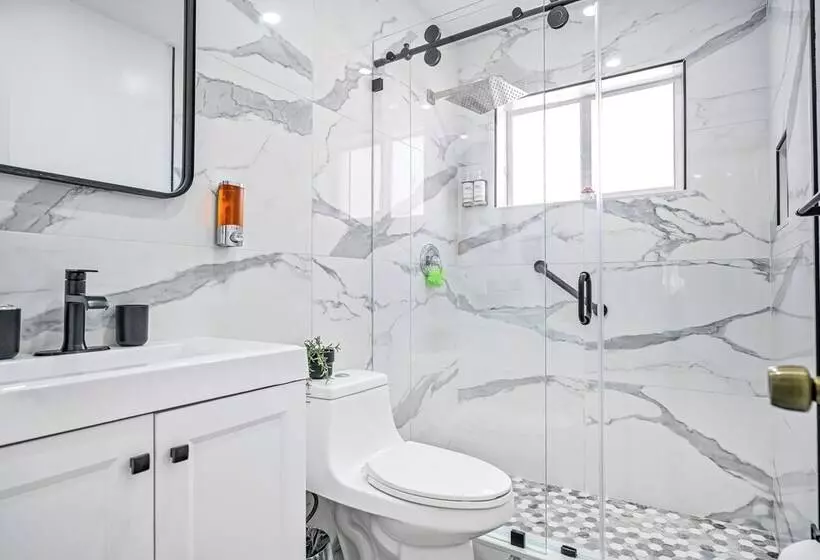 اقامتگاه Unique Escape Gameroom! Bar, Bbq, Spacious, And Near Beach