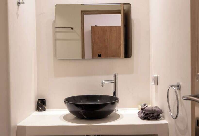 Sand Gem   Beach Apartments